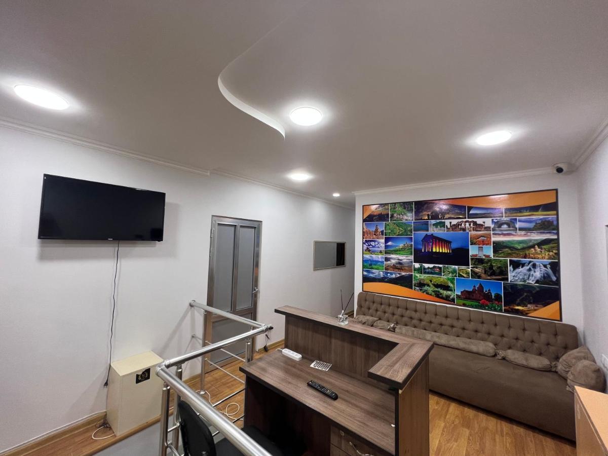 N1 Guest Hause Otel Erivan Dış mekan fotoğraf